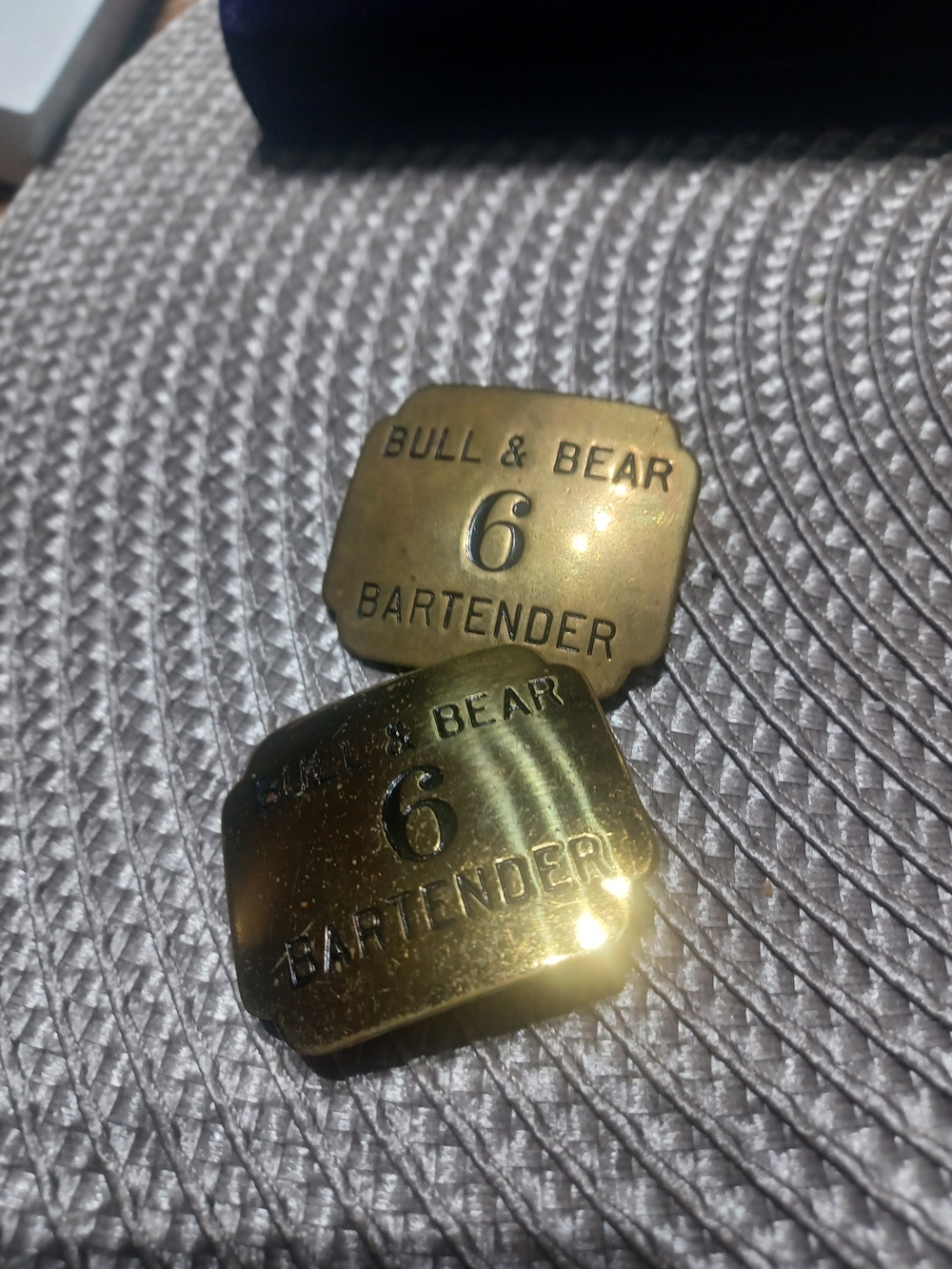 Bull & Bear Brass Bartender Tags (Gold)
